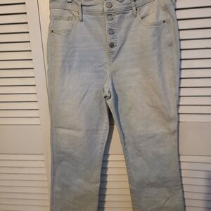 Old Navy High Rise Light Wash Ankle Jeans